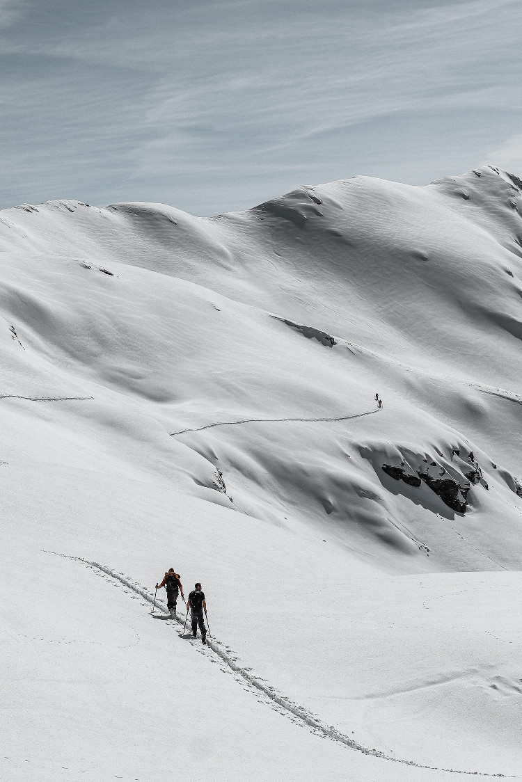 hiking mountains winter alps